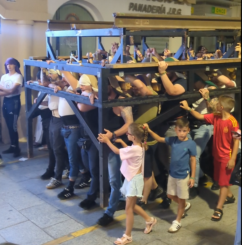 34-Pasos - Costaleros